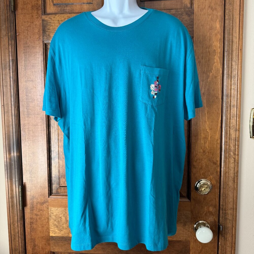 Express Teal w/Embroidered Flowers on Patch Pocket Crewneck Tee XXL